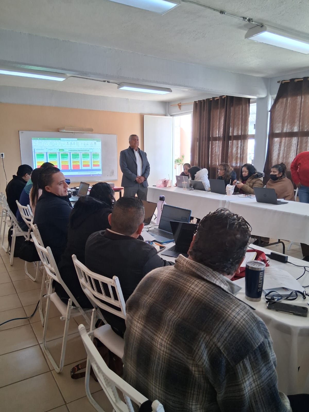 Reinician actividades docentes la zona O2 de Telesecundarias estatales